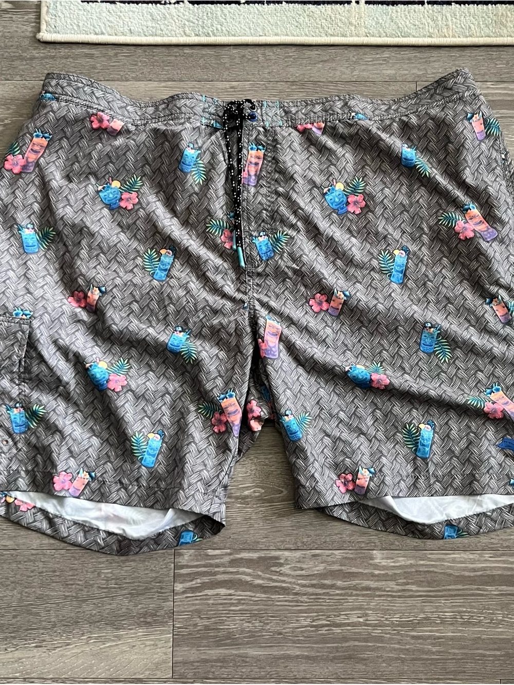 Tommy Bahama Baja Tiki Cocktails Swim Trunks 3XLT NWT